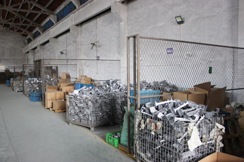 影响铝合金压铸氧化着色的分析